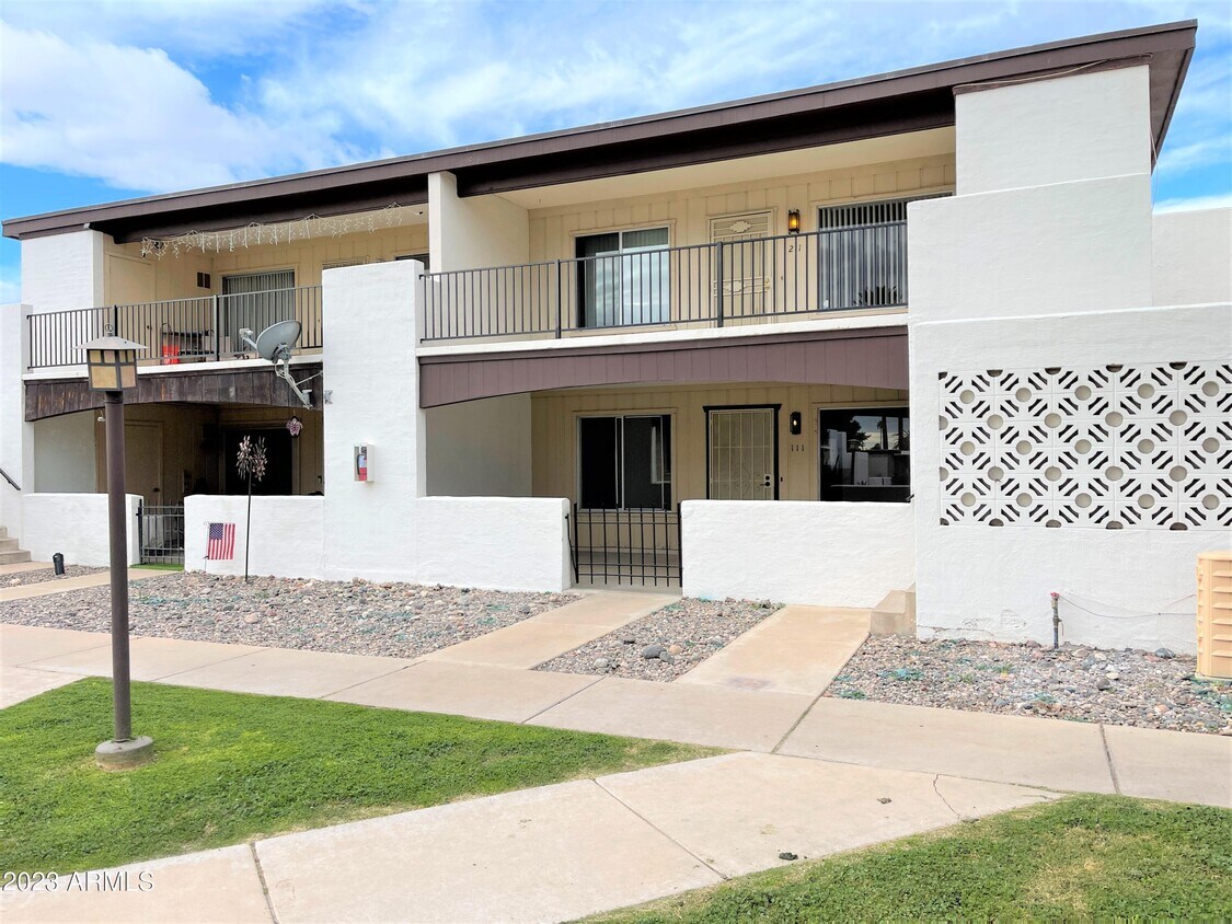 220 Old Litchfield Rd, Litchfield Park, AZ 85340 Townhome Rentals in