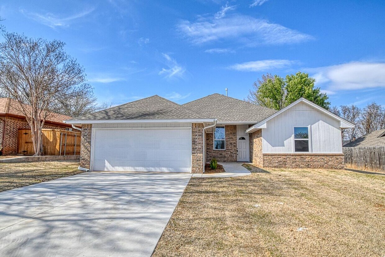 Primary Photo - Brand New Construction in Hall Park!