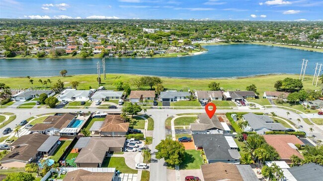 Foto del edificio - Southwest 86th Street, Miami, FL 33183 - 4 BR 2 BA single-family home