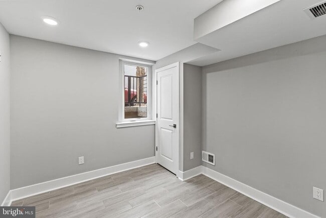 Building Photo - 2114 N 8th St