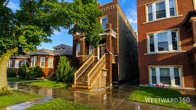 Building Photo - 4833 W Montana St