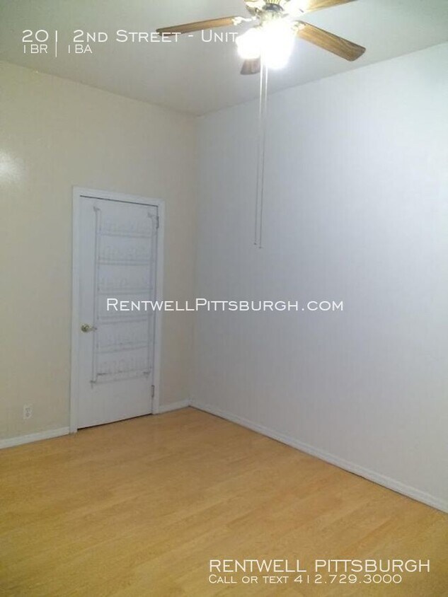 Building Photo - Neville Island 1 bedroom