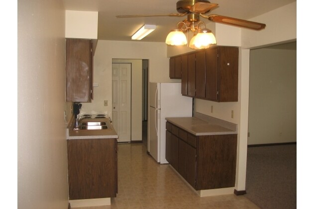 Kitchen - SanTon Properties
