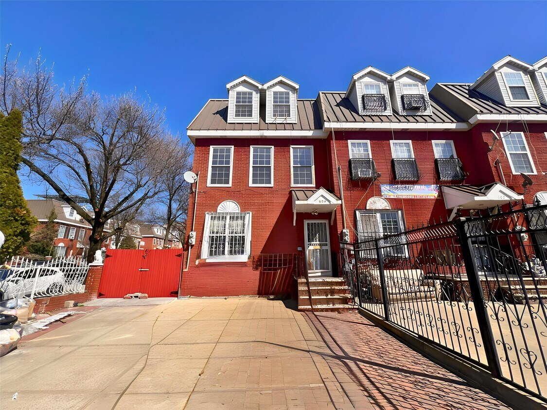 Foto principal - 604 Prospect Ave