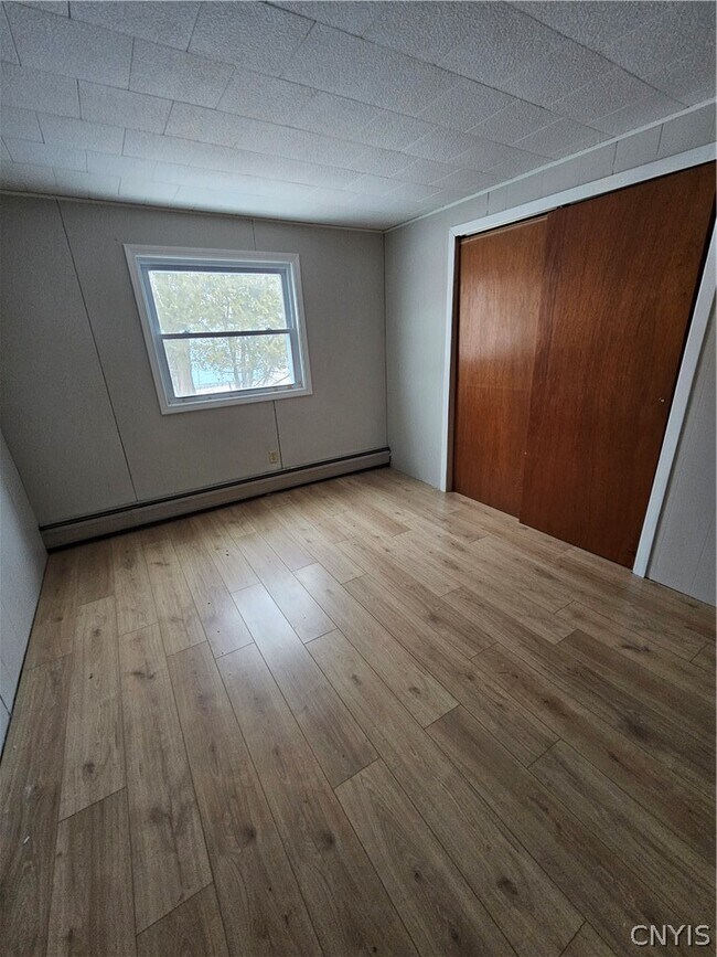 Foto del edificio - 615 Leray St