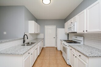 Building Photo - 6418 Waldron Dr