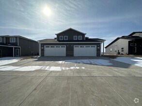 Building Photo - 2558-2562 Granite Dr NW