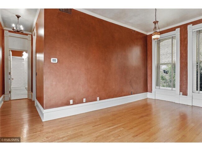 Foto del edificio - 1227 Hennepin Ave