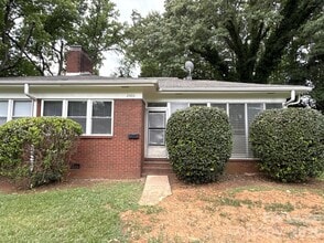Building Photo - 2000 Weststone Dr