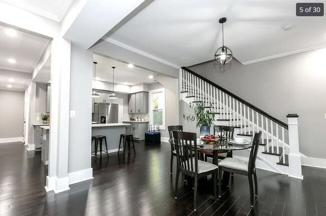 Building Photo - Spacious 4BR House in Atlanta