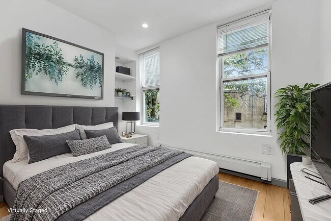 Foto del edificio - 332 E 6th St