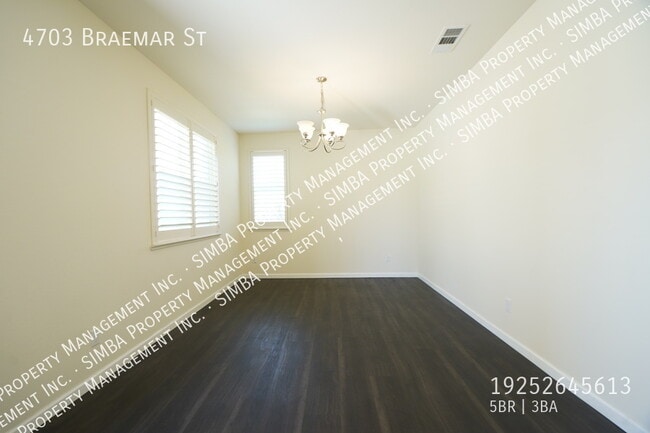 Building Photo - 4703 Braemar St