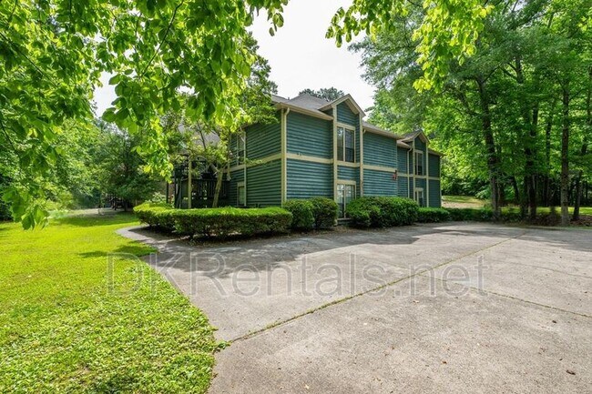 Foto del edificio - 3067 Steeplechase Dr