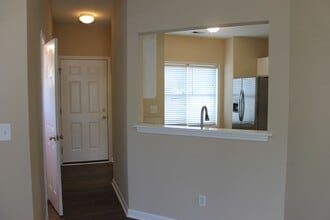 Building Photo - 15 Village Dr