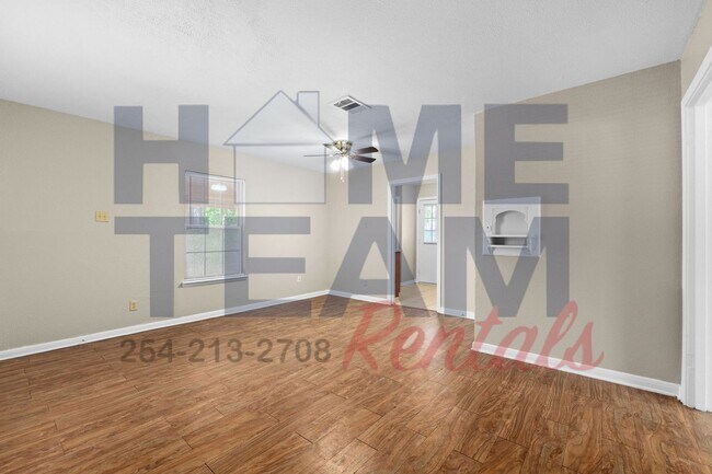 Building Photo - 2005 Elkins Ave