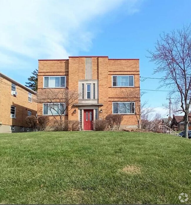 Building Photo - 3210 Glenmore Ave