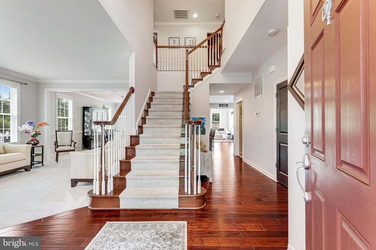 23233 Fallen Hills Drive, Ashburn, VA 20148 House for Rent in Ashburn