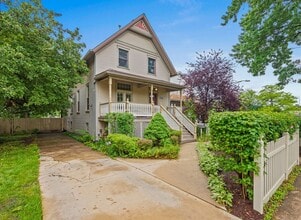 Building Photo - 4317 N Kenneth Ave