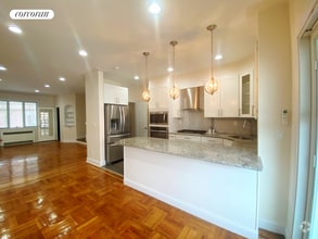 Building Photo - 2103 Kimball St