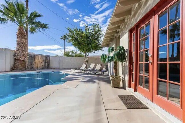 Foto del edificio - 8447 E Sheridan St