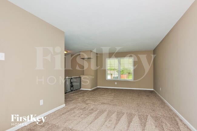 Building Photo - 5708 Madlar Ln