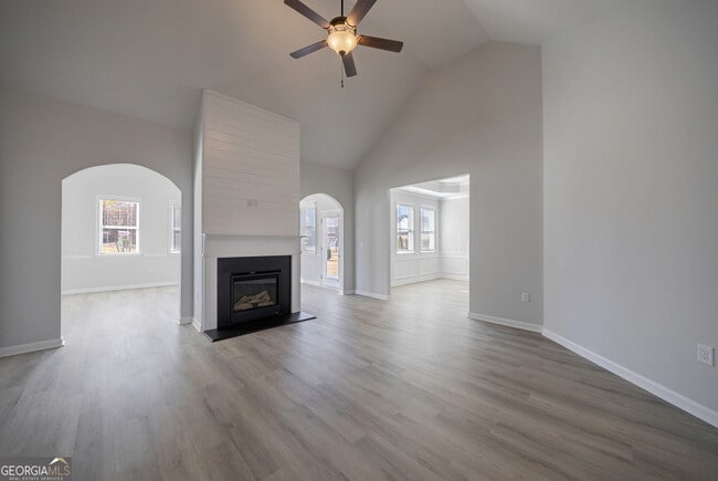 Building Photo - 931 Park Pl St