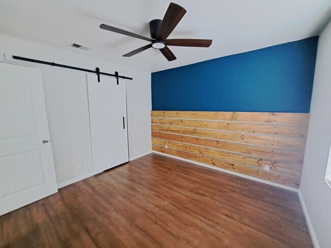 Foto del edificio - ***New Rental Home***