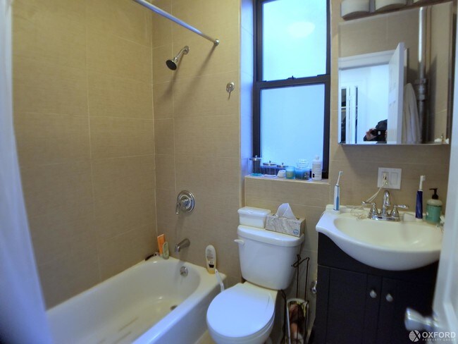 Foto del edificio - 436 Eastern Parkway