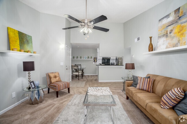 Interior Photo - Harbor Pointe