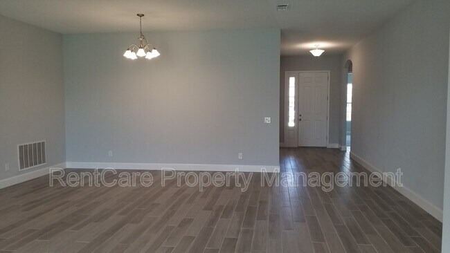 Building Photo - 7543 Tangerine Knoll Loop