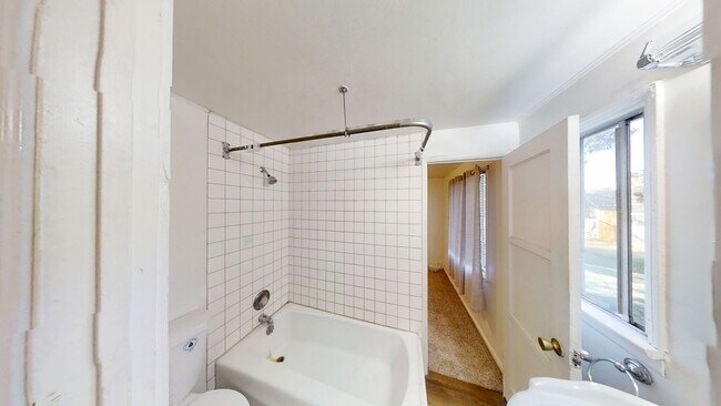 Foto del edificio - Charming 3 bed 1 bath in Calimesa, Ca.