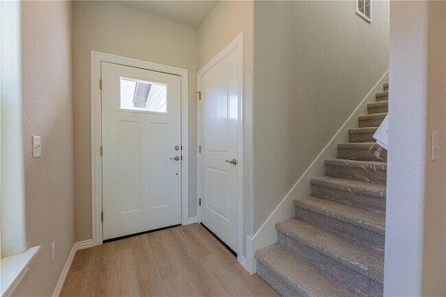 Building Photo - 1501 Casuarina St