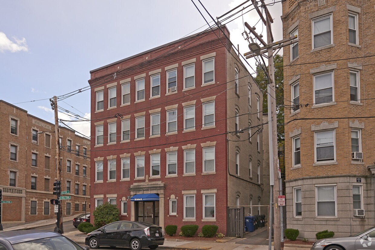Foto del edificio - 165 Kelton St