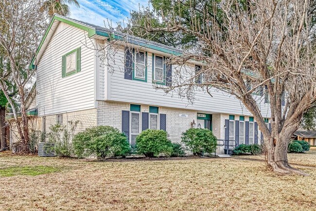 Foto del edificio - 7811 Hornwood Dr