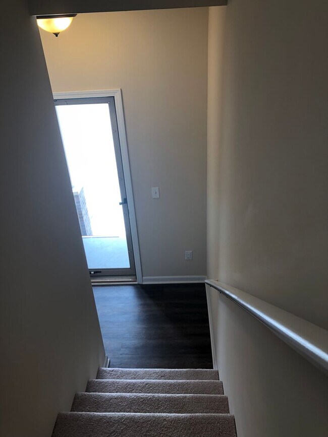 Foto del edificio - 8253 Promenade Cir