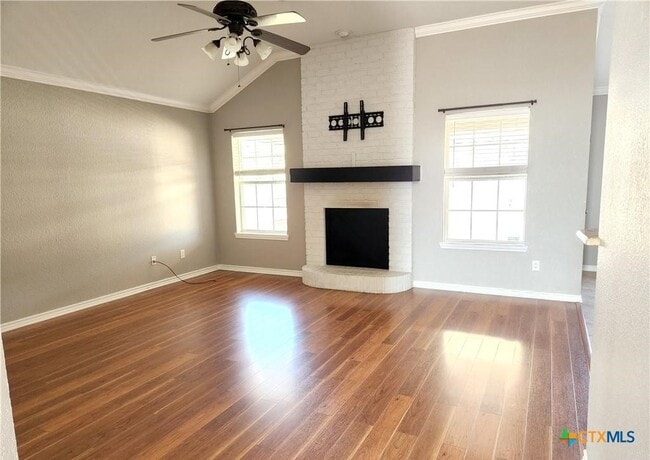 Building Photo - 706 Wagon Wheel Dr