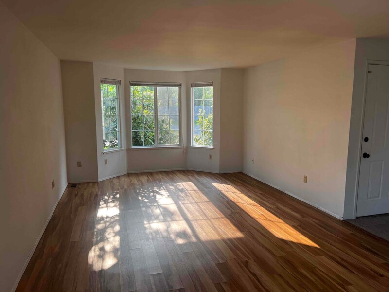 2815 E Section St, Mount Vernon, WA 98274 Townhome Rentals in Mount