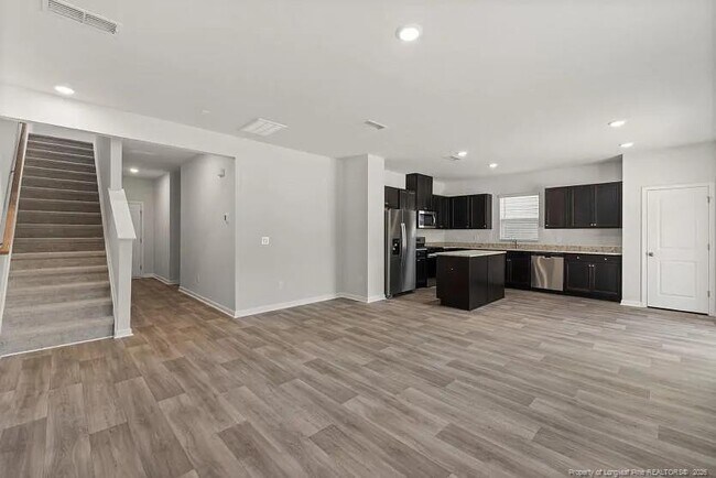 Foto del edificio - 347-347 Scottsdale Dr