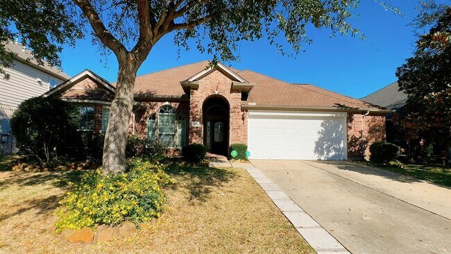 Building Photo - 2910 Sandleigh Dr