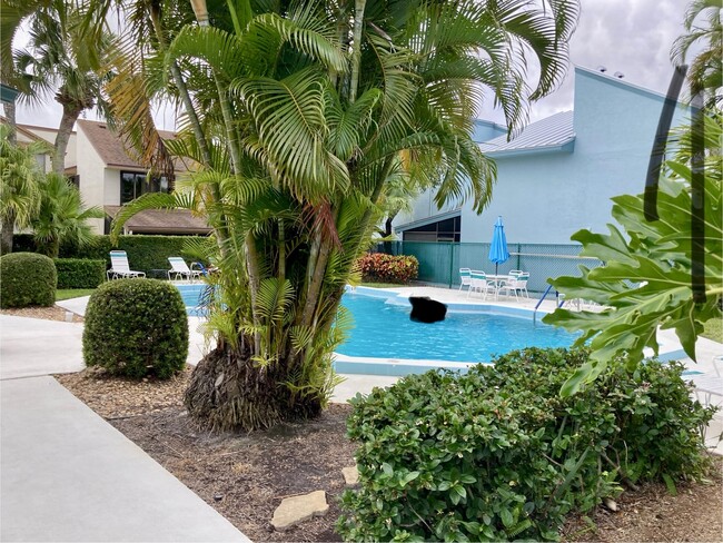 Building Photo - 950 S Kanner Hwy