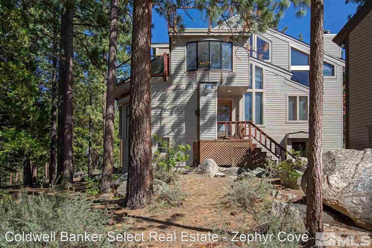 Foto principal - 4 br, 3 bath House - 116-B Snowbird Court