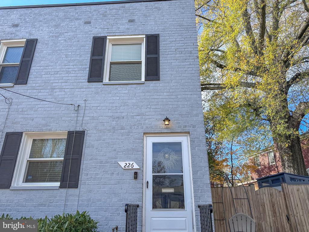 Foto principal - 226 Guthrie Ave