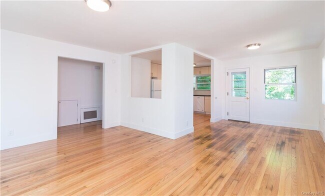 Building Photo - 106 Sweetfield Cir