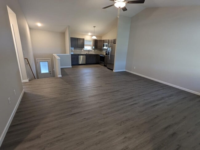 Building Photo - 5277 N Toben Ct