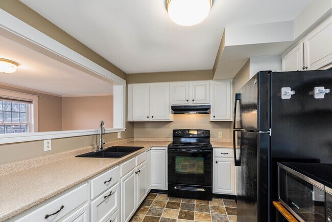 Foto del edificio - 709 Central Ave