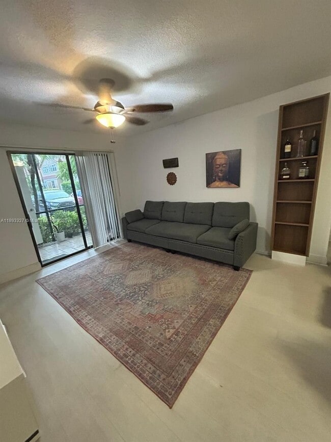 Foto del edificio - 15551 SW 104th Terrace