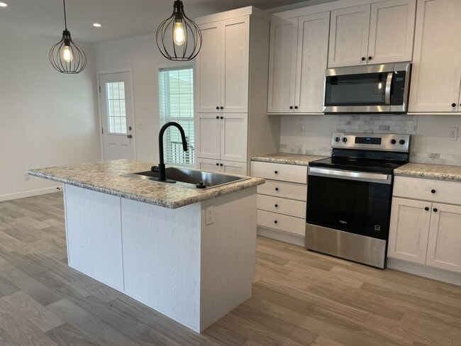 Building Photo - 5708 Blue Harbor Dr