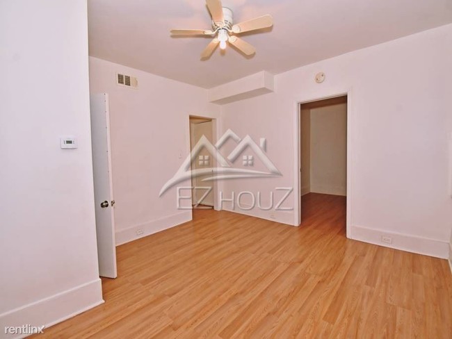 Building Photo - 3914 W Cold Spring Ln