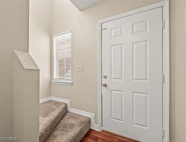 Building Photo - 646 Virginia Oak Ct
