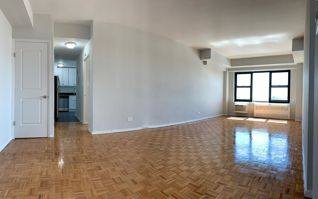Primary Photo - 160 Parkside Ave